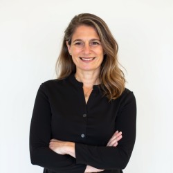 Alex Robboy, CAS, MSW, LCSW
Individual, Couples & Family Therapy
IMAGO Certified Marriage Counselor
AASECT Certified Sex Therapist Supervisor
Founder & Director of the Center for Growth Inc.
