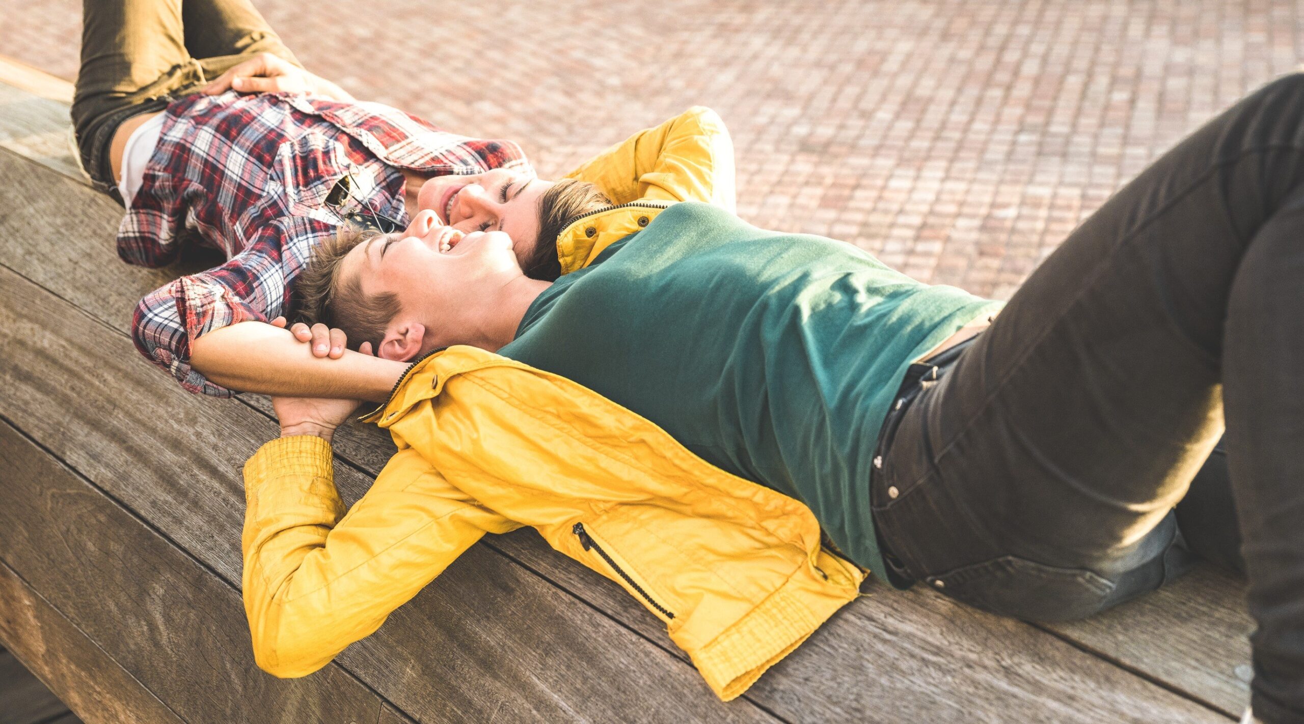 How to Navigate Stress as a Queer Teenager