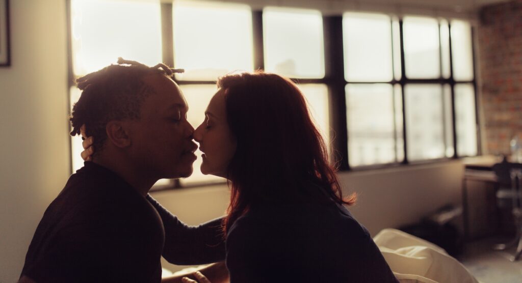 (Not) Kissing Game